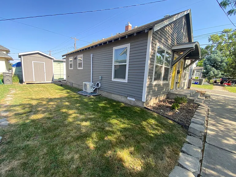16 N Everett St — Photo 3