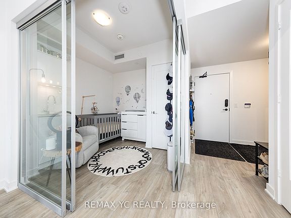 5th image of 135 Lower Sherbourne St #1464