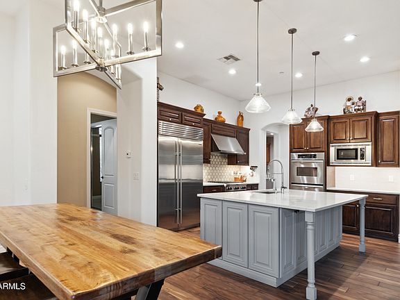 3rd image of 34855 N MOUNTAINSIDE Drive
