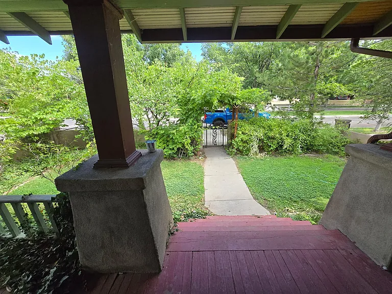 1502 Silver Ave SE — Photo 2