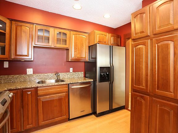 5th image of 3800 Fairfax Dr APT 1803