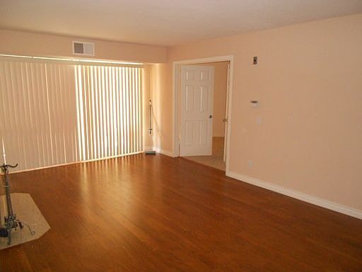 5th image of 9755 Mesa Springs Way Unit 125
