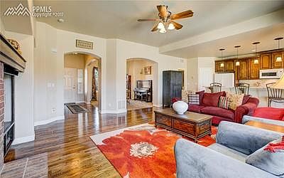 A Home w/ Timeless Elegance