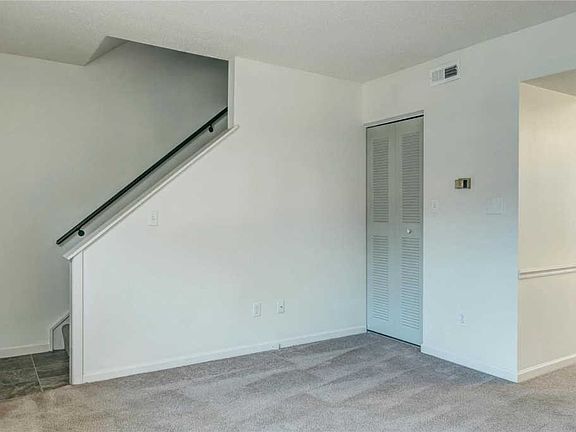 4th image of 8912 N Swan Cir