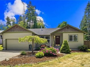 426 Harold Pl, Camano Island, WA 98282