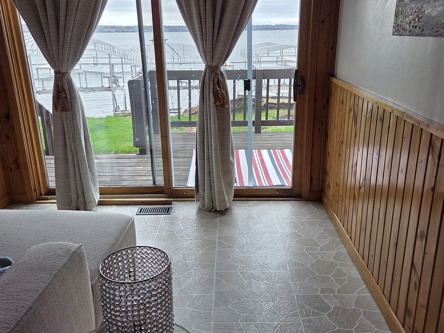 N Lakeshore Dr, Glenwood — Photo 1
