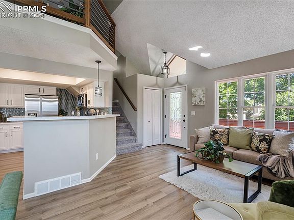 5th image of 7834 Brandy Cir