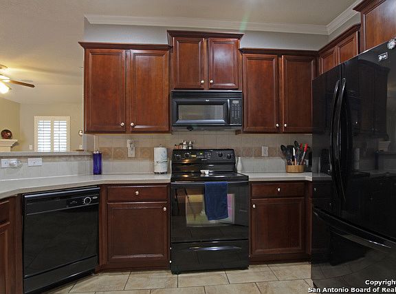 5th image of 4978 Augusta Sq