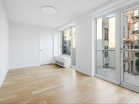 4th image of 111 E 115th St APT 6B