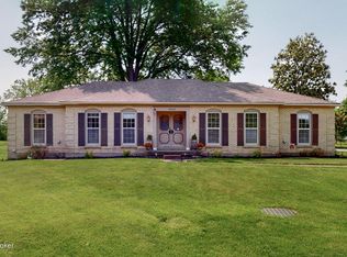 10512 Lawrencekirk Ct, Douglass Hills, KY