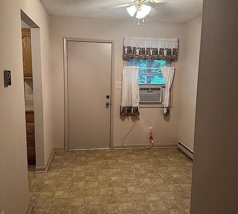 5th image of 20 N College St