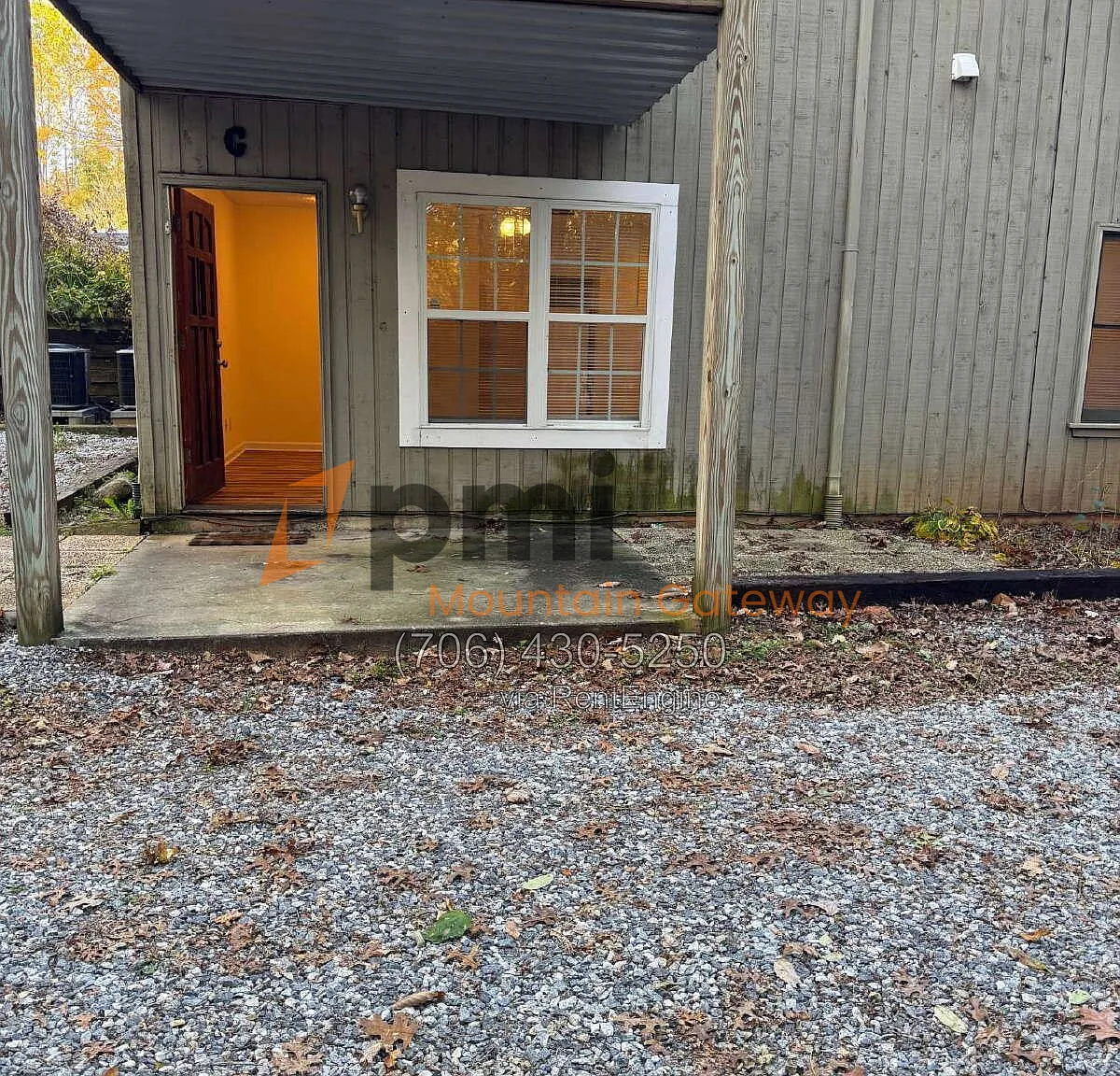 2 bed, 1.5 bath, 961 sqft, $980 — Photo 1