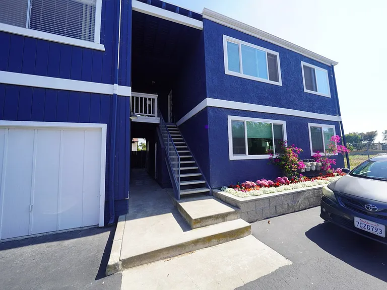 16681 Green Ln #3 — Photo 12