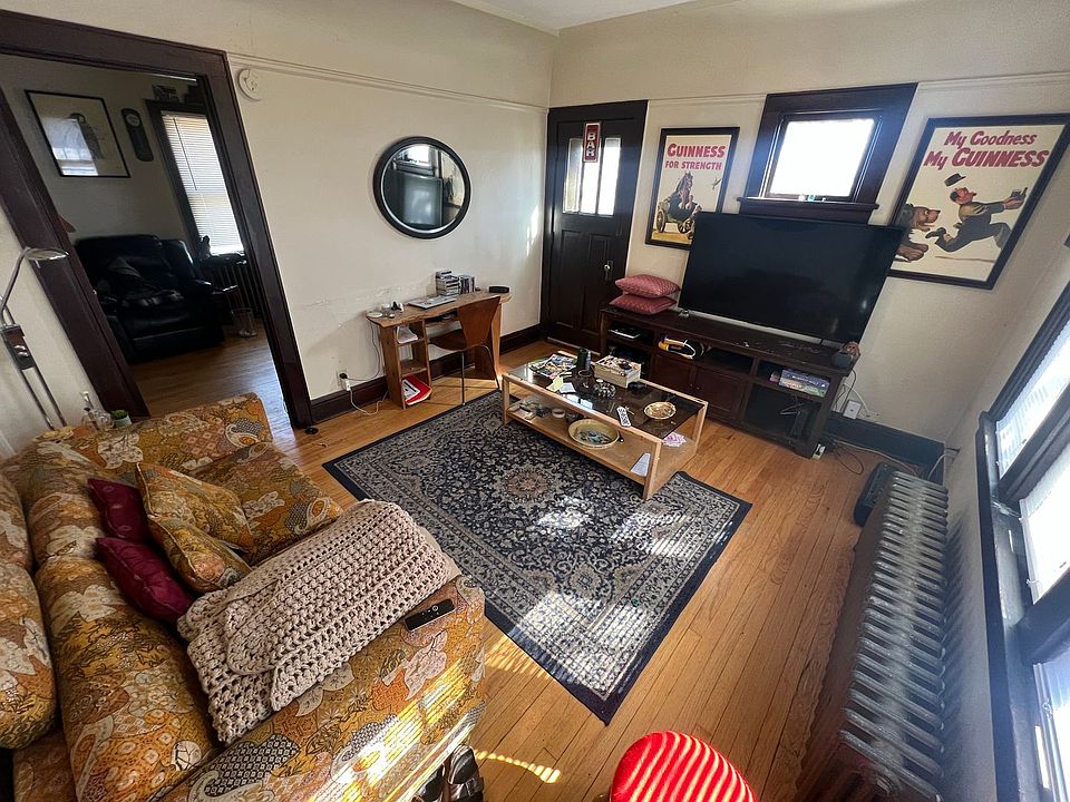 1st image of 2544 N Fratney St #4