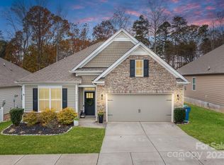 3779 Summer Haven Dr, Sherrills Ford, NC 28673