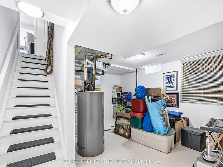 223 Landsbridge St #LOWER — Photo 2