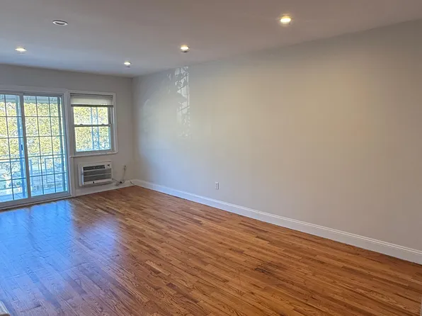 150-60 71st Avenue image 8 of 22