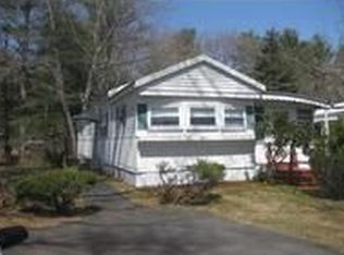 34 Sycamore Dr, Halifax, MA 02338