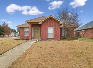 2029 Laney Dr, Sanger, TX 76266