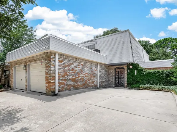 2718 Kissing Camel Ct, Missouri City, TX 77459