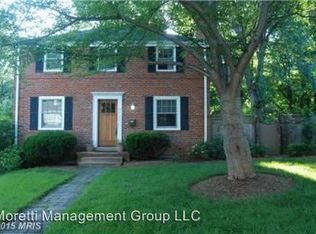 8902 Melwood Rd, Bethesda, MD 20817