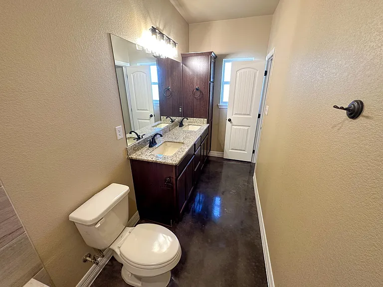 1212 Antelope Trl #B — Photo 16