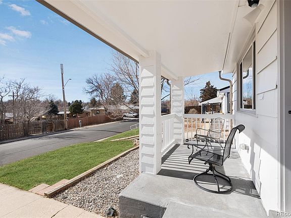 4th image of 4623 W 2nd Avenue