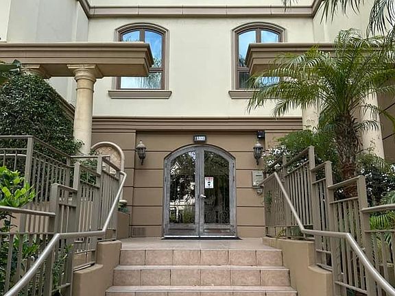 2nd image of 132 S Crescent Dr APT 102