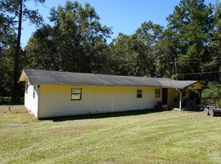 371 McCall Rd, Century, FL 32535