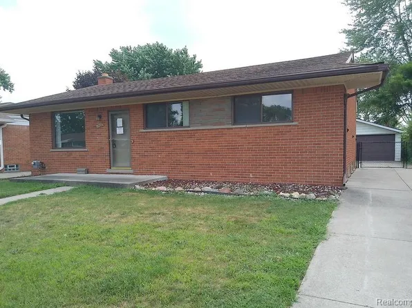 4460 Buckingham Dr, Warren, MI 48092