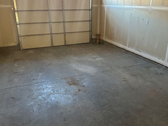 2nd image of 125 Donna Ave Unit F