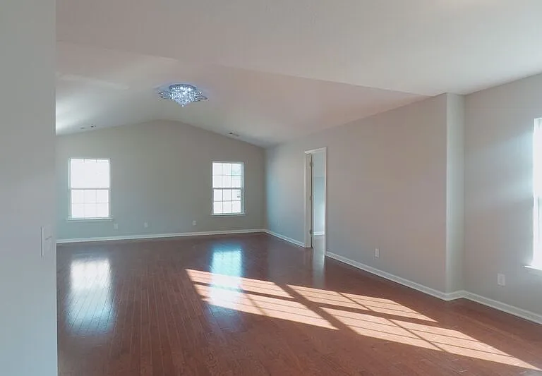 25 Litchfield Dr — Photo 27