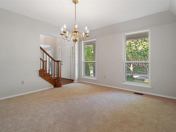 4th image of 7512 Abingdon Way Ct
