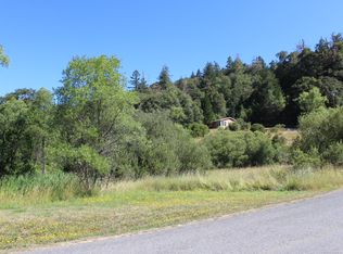 625 Wallan Rd, Garberville, CA 95542