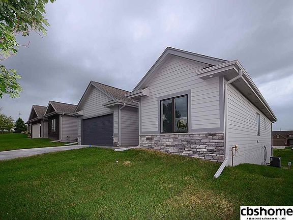 2nd image of 15440 Norwick Dr