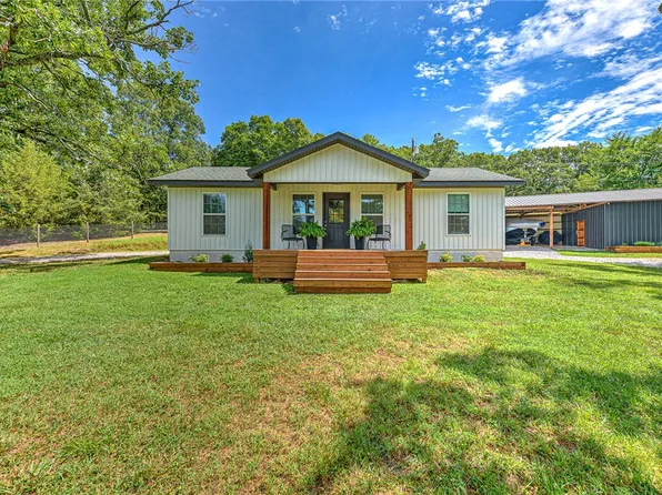 20514 Baker Rd, Fayetteville, AR 72703