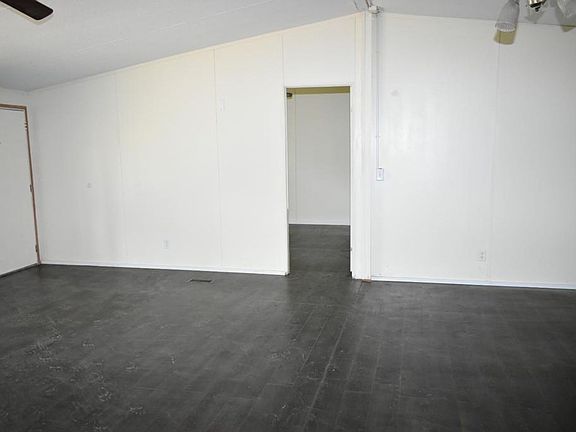 4th image of 8607 Burleson Manor Rd