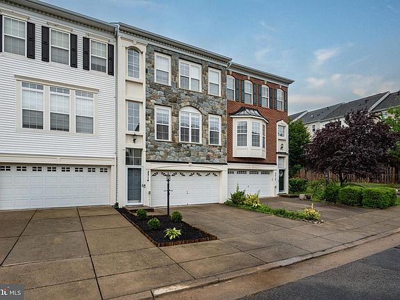 4th image of 2514 Basin View Ln