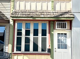 307 Main St, La Porte City, IA 50651
