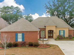 18475 Maplewood Ave, Prairieville, LA 70769