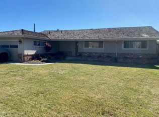 315 Amherst Dr, Salinas, CA 93901