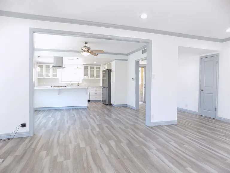 108 S Ellery Dr — Photo 14