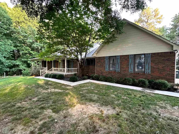 630 Flatwoods Rd, Tuscumbia, AL 35674