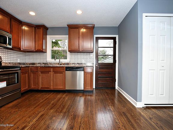 Richland Kitchen different angle