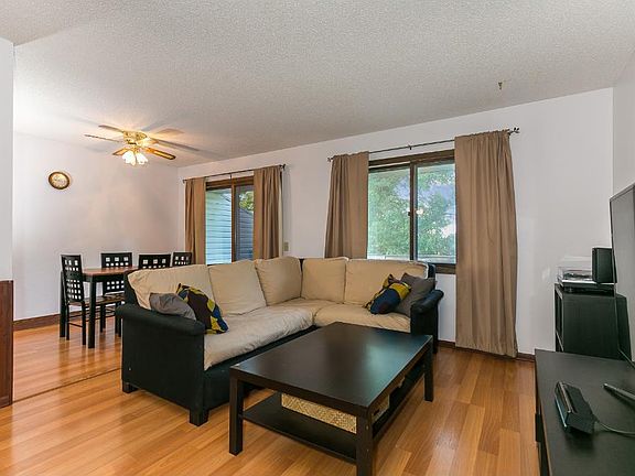 4th image of 1009 145th St E