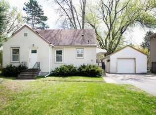 1880 Edgewater Ave, Arden Hills, MN 55112