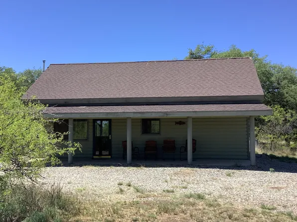 10323 E Rock Creek Ln, Pearce, AZ 85625