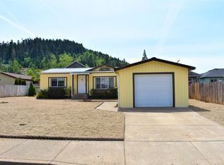 949 Killingsworth Ave, Creswell, OR 97426