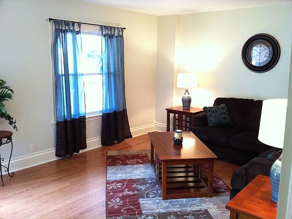 4th image of 31 Sanger Ave