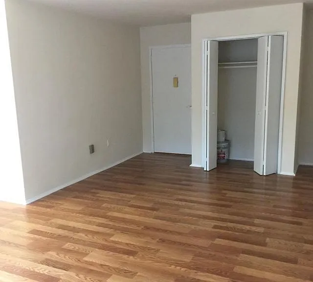 5301 Westbard Cir #222 — Photo 11